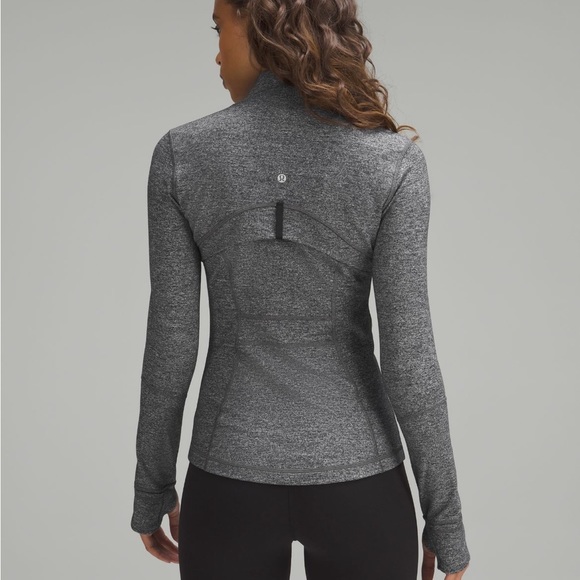 Lululemon define jacket in heathered black in size 2 - Picture 2 of 4